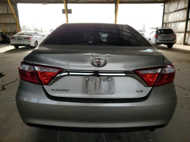 2016 TOYOTA CAMRY LE  