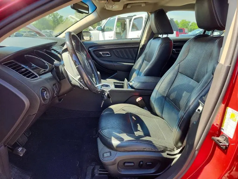 2011 FORD TAURUS LIMITED  