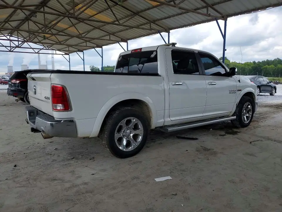 2016 RAM 1500 LARAMIE  