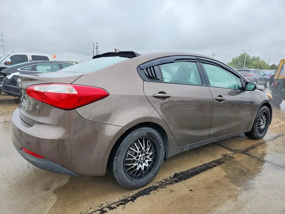 2015 KIA FORTE LX  