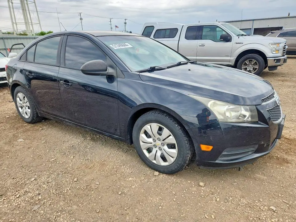 2013 CHEVROLET CRUZE LS  