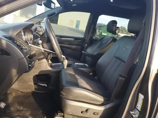 2015 CHRYSLER TOWN & COUNTRY S  