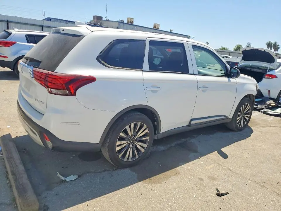 2019 MITSUBISHI OUTLANDER ES  