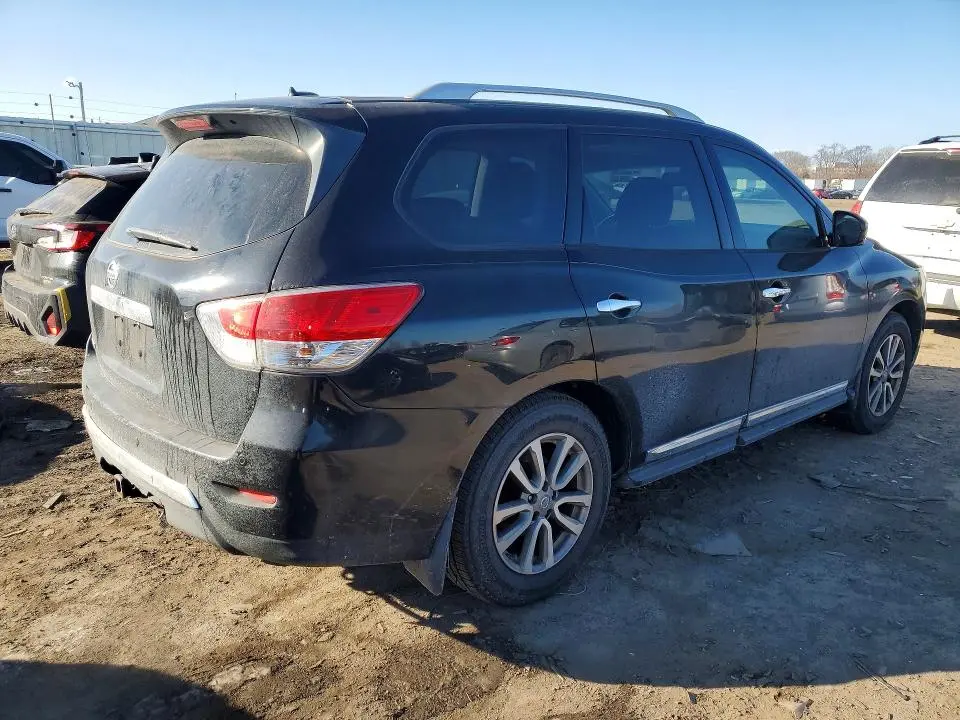 2015 NISSAN PATHFINDER SL  