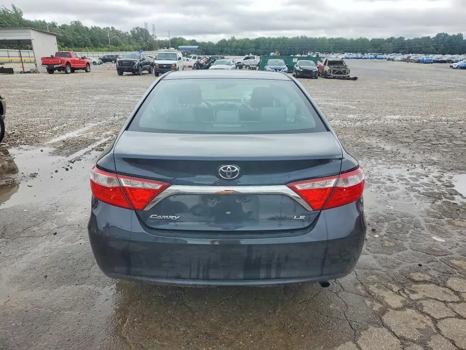 2015 TOYOTA CAMRY LE  