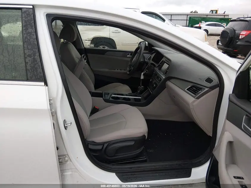 2016 HYUNDAI SONATA SE