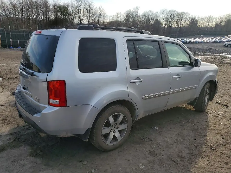 2012 HONDA PILOT TOURING  