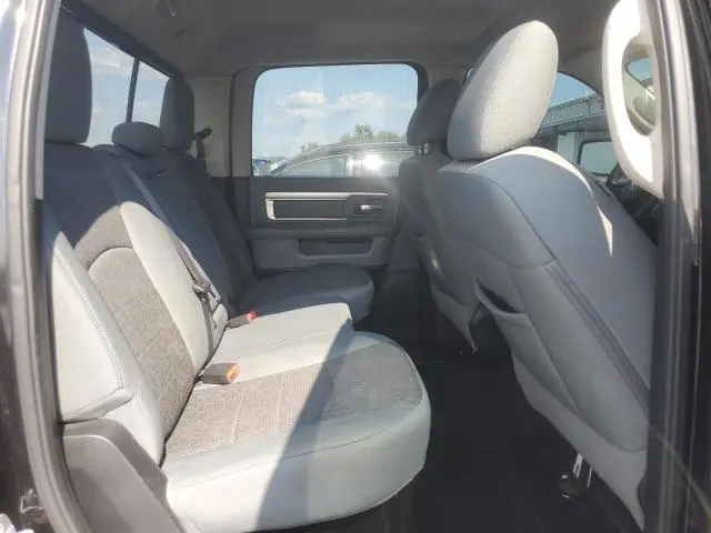 2015 RAM 1500 SLT  
