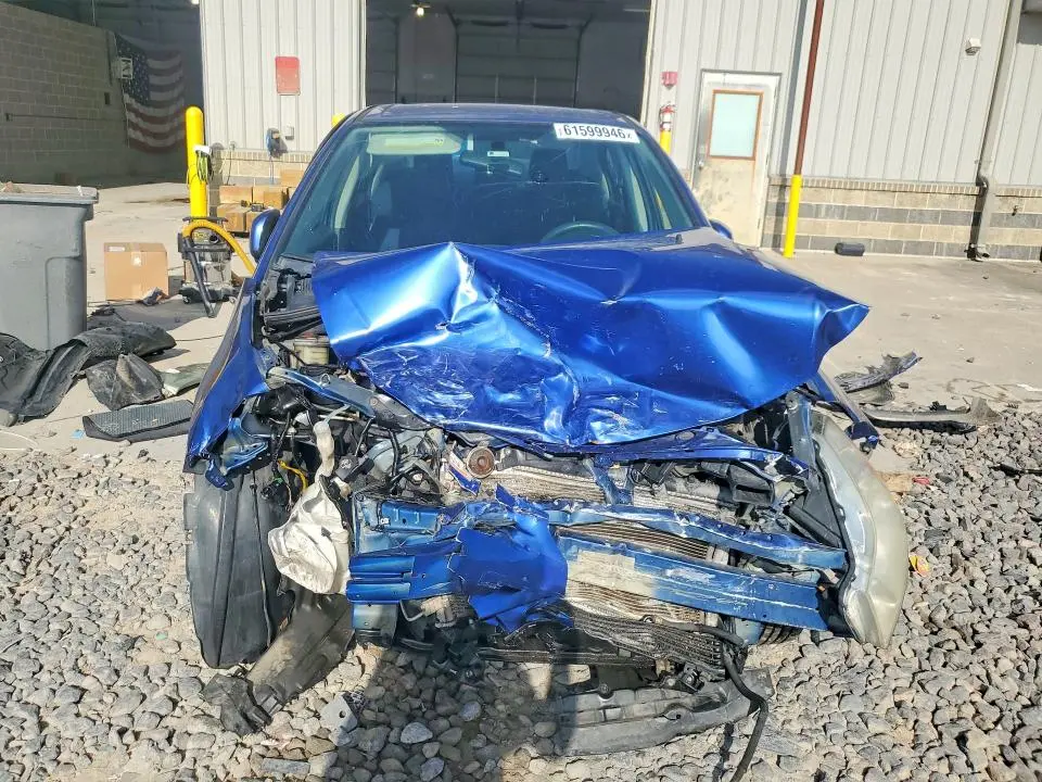 2013 SUZUKI SX4 LE  