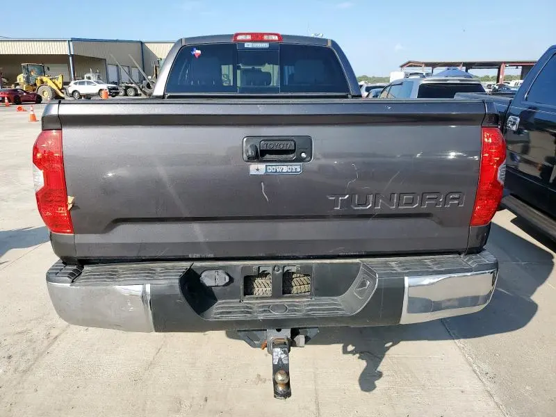2016 TOYOTA TUNDRA DOUBLE CAB SR  