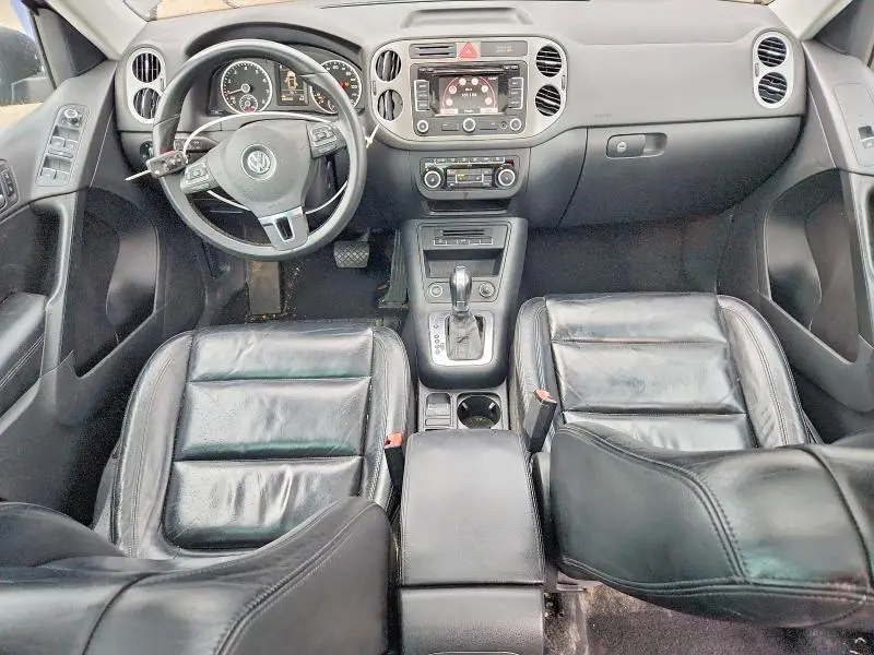 2011 VOLKSWAGEN TIGUAN S  