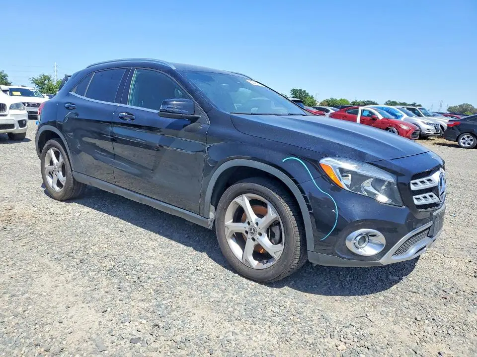 2018 MERCEDES-BENZ GLA 250  