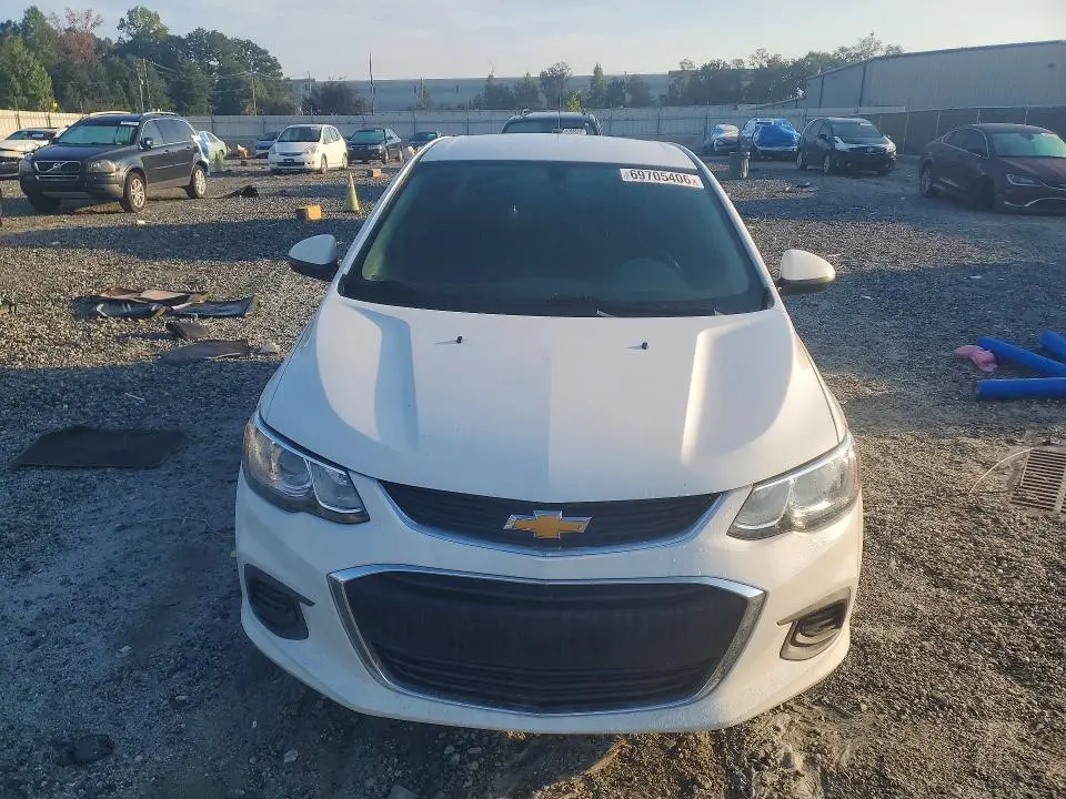 2020 CHEVROLET SONIC LT  