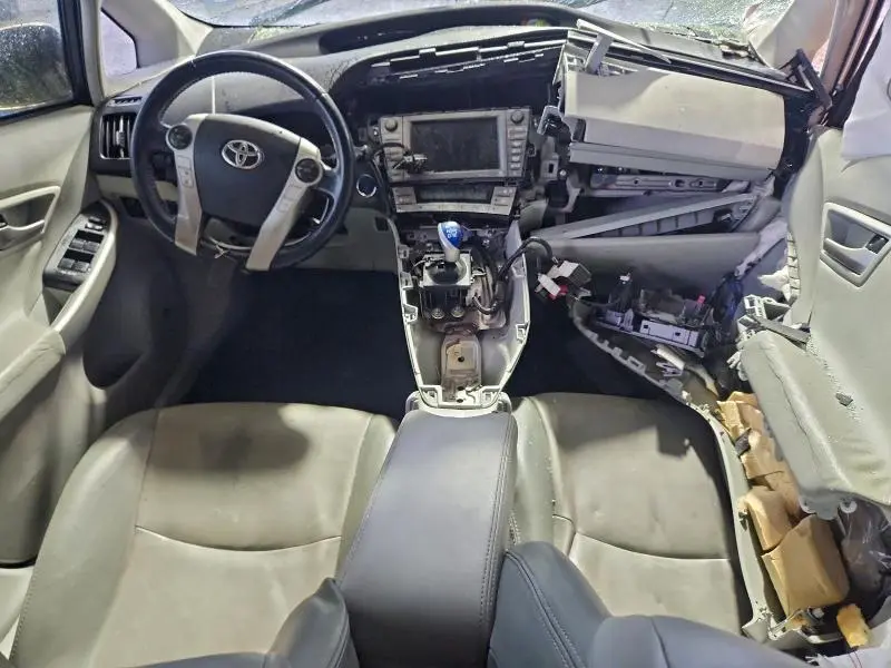 2015 TOYOTA PRIUS   