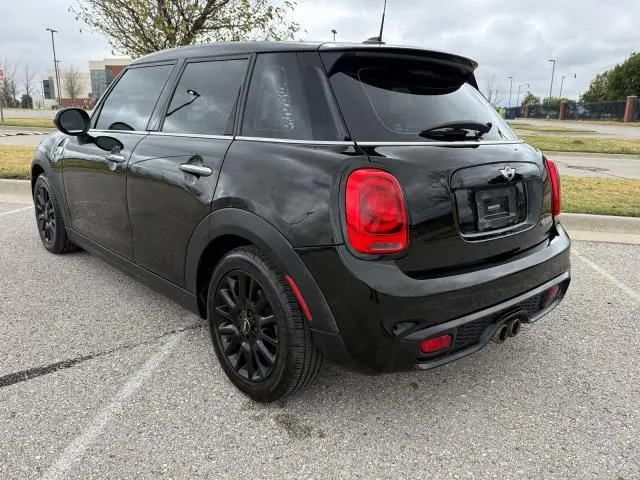 2016 MINI COOPER S  