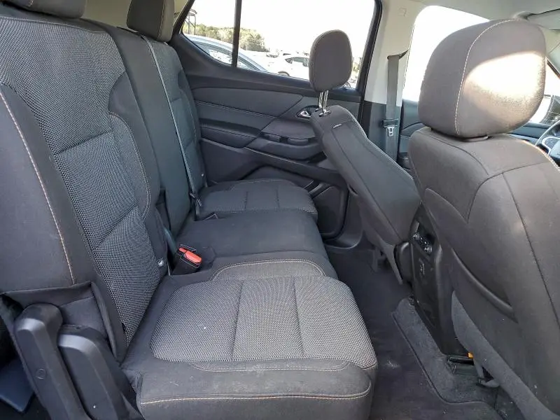 2019 CHEVROLET TRAVERSE LS  