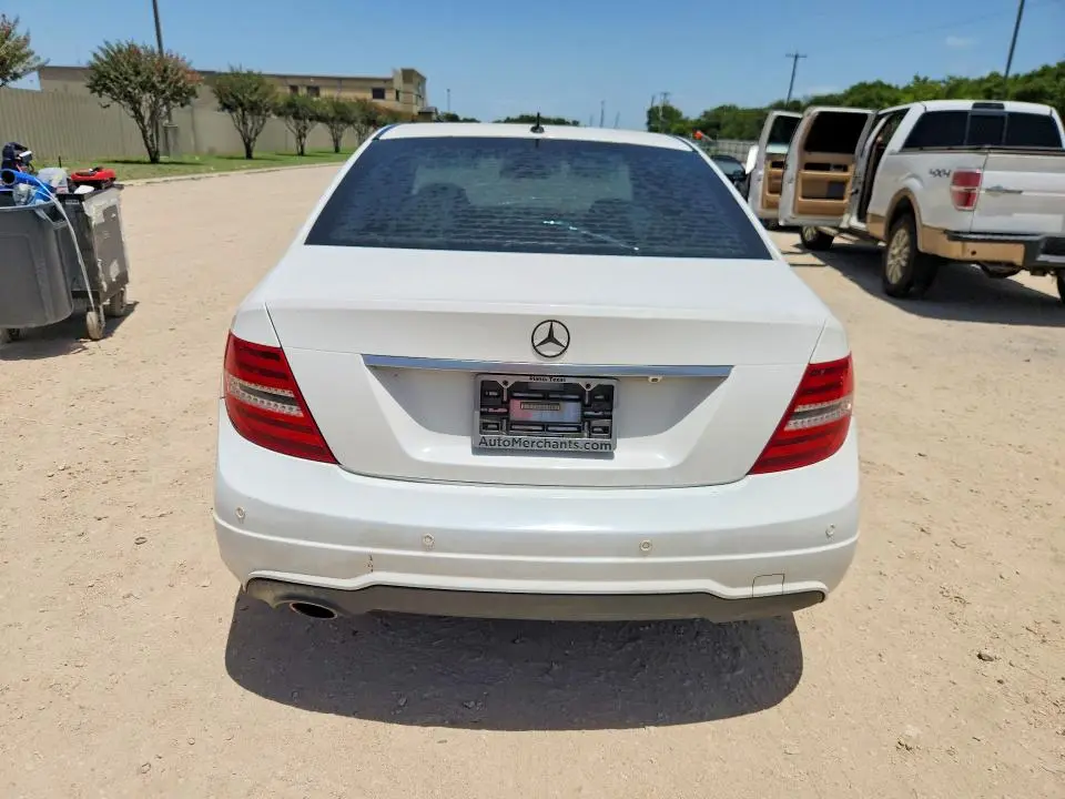 2013 MERCEDES-BENZ C 250  