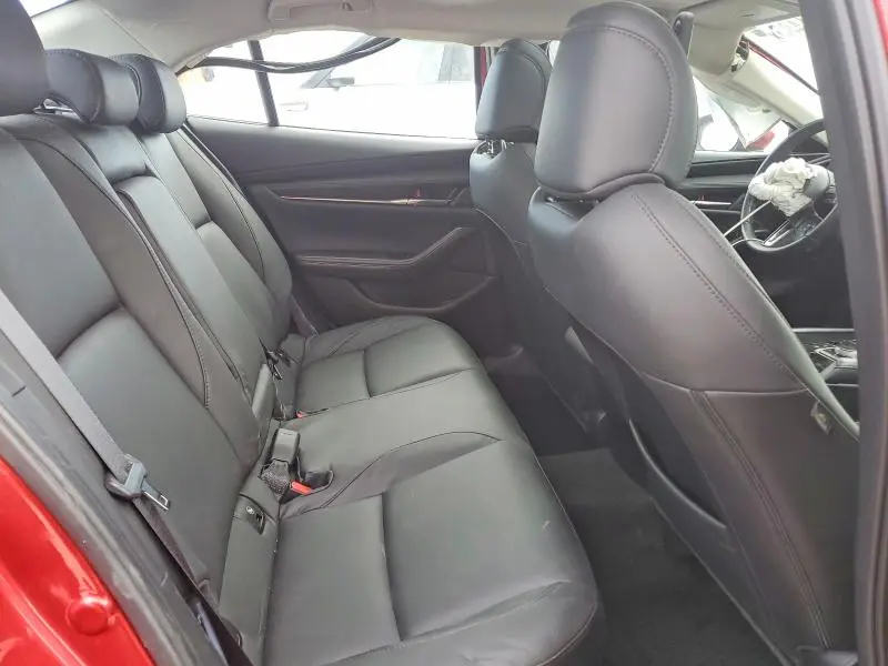 2025 MAZDA 3 PREFERRED  
