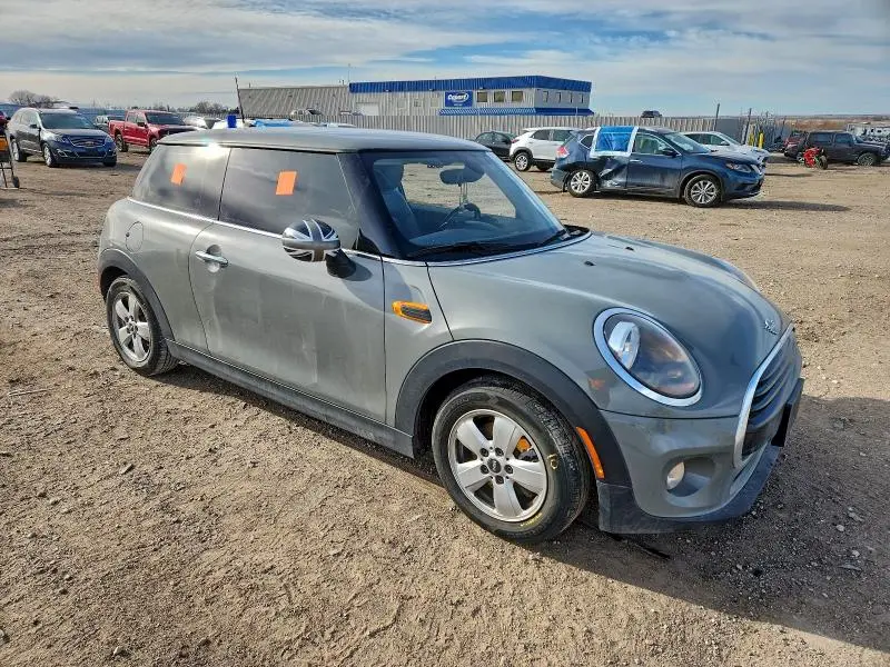 2019 MINI COOPER   