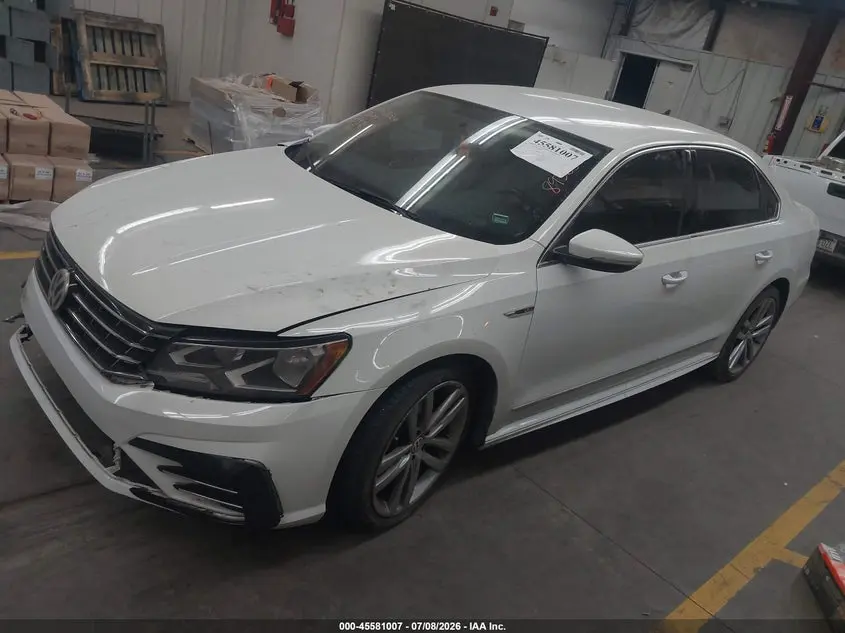 2017 VOLKSWAGEN PASSAT 1.8T R-LINE