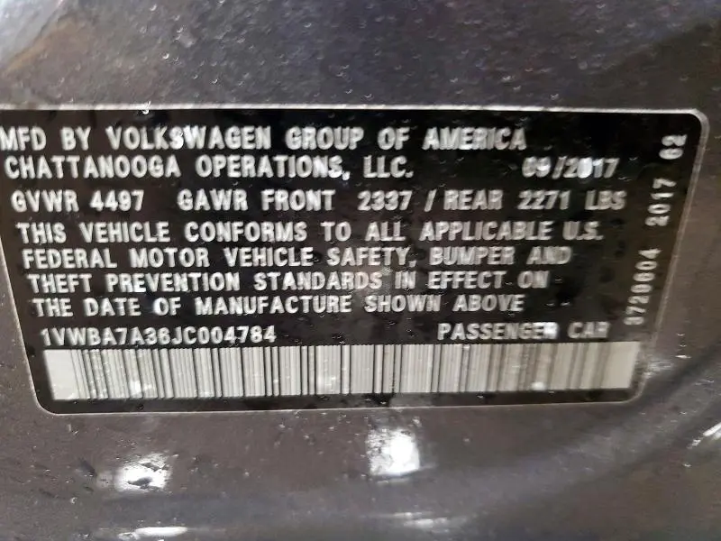 2018 VOLKSWAGEN PASSAT SE  