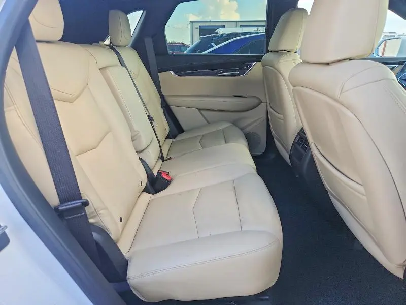 2018 CADILLAC XT5   