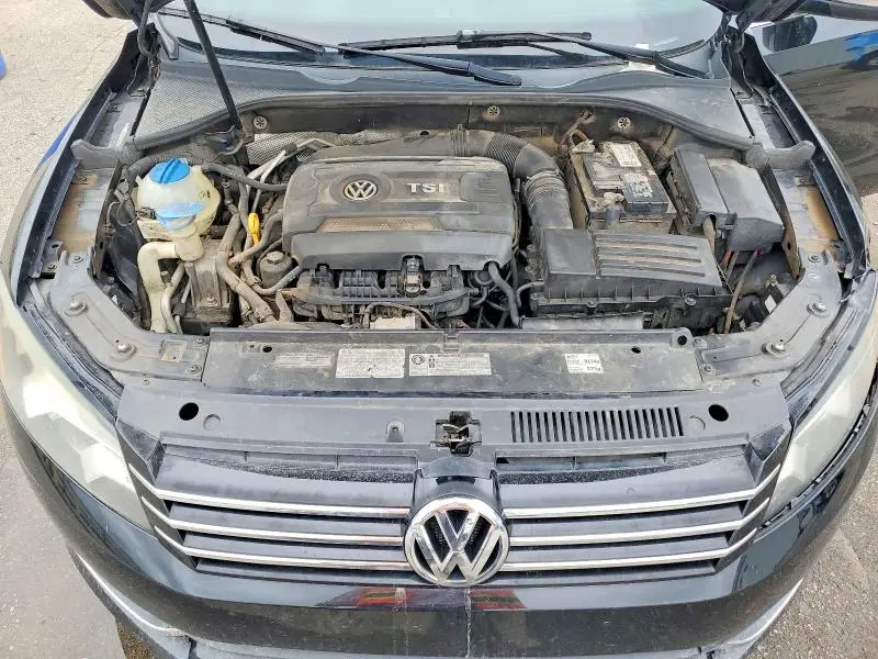 2014 VOLKSWAGEN PASSAT SE  