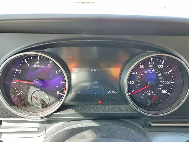 2023 KIA CARNIVAL LX  