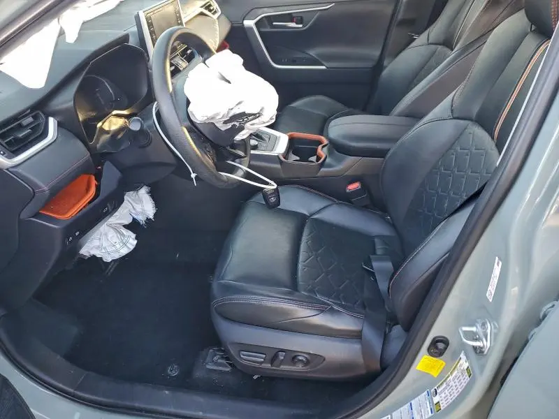 2019 TOYOTA RAV4 ADVENTURE  