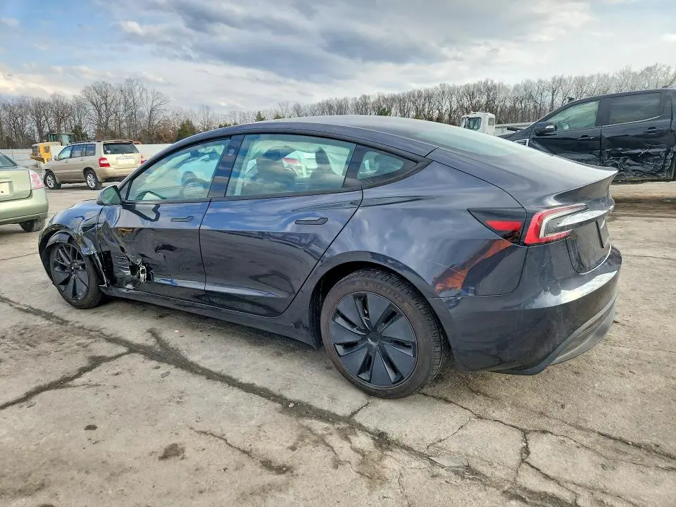 2025 TESLA MODEL 3   