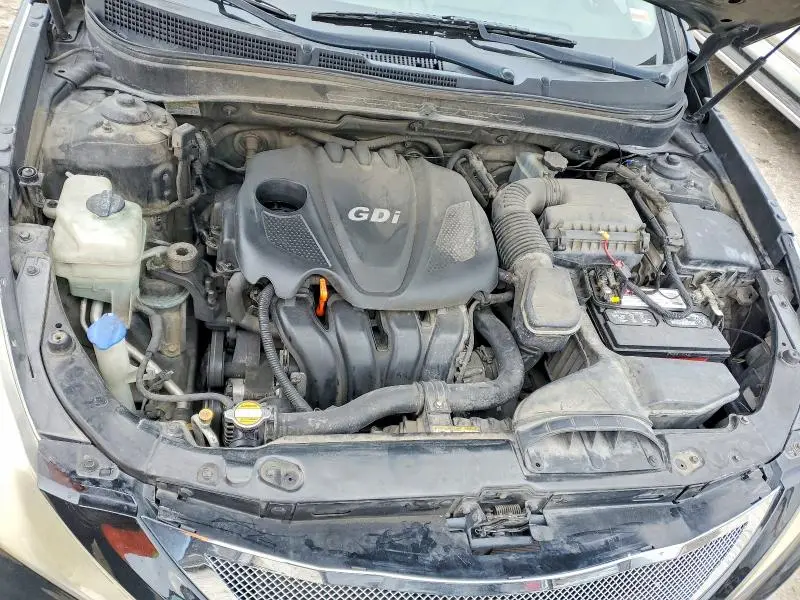 2011 HYUNDAI SONATA GLS  