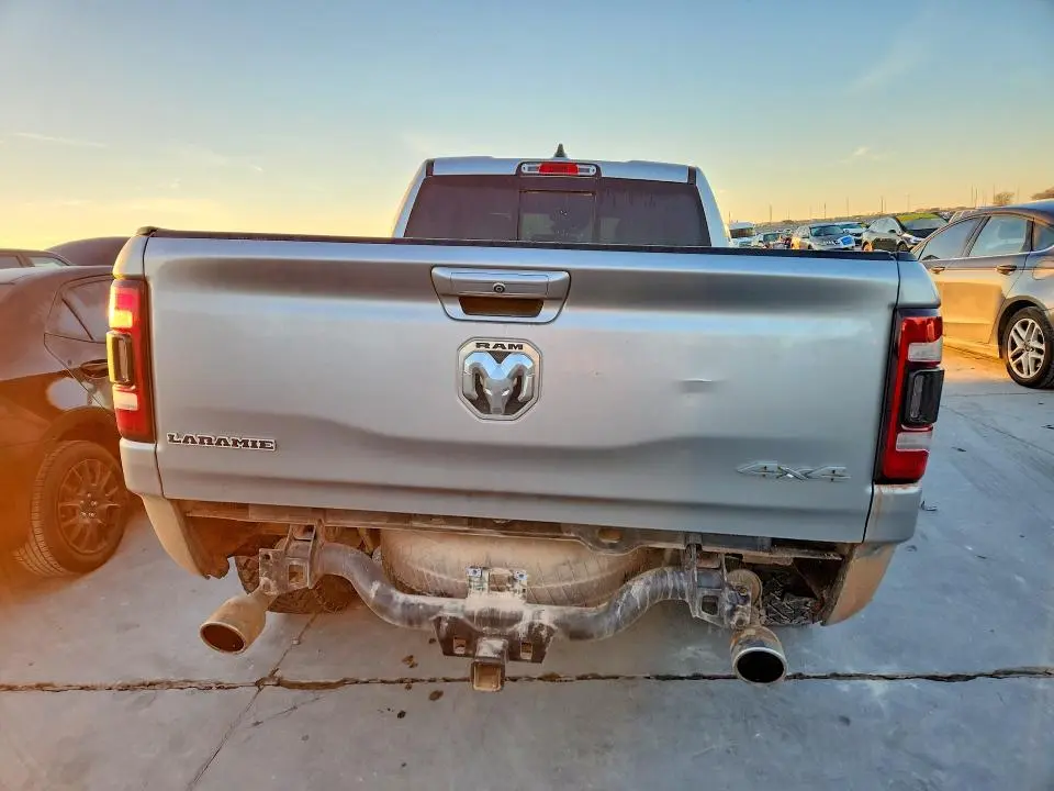 2019 RAM 1500 LARAMIE  
