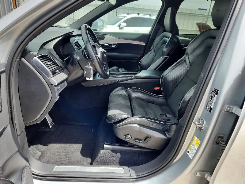 2019 VOLVO XC90 T6 R-DESIGN  