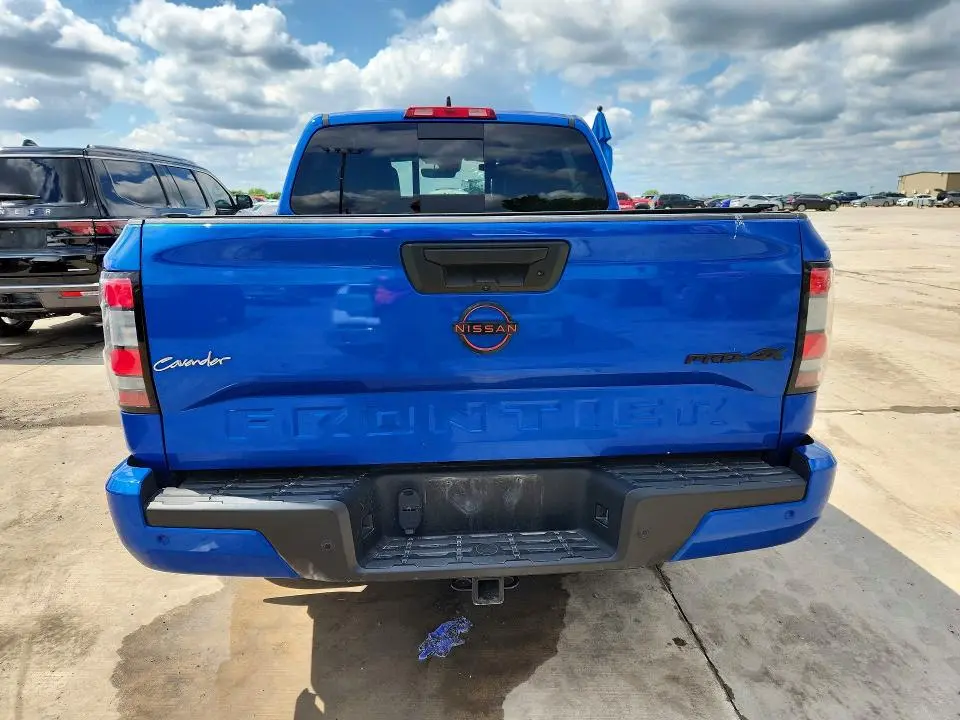 2024 NISSAN FRONTIER PRO-4X  