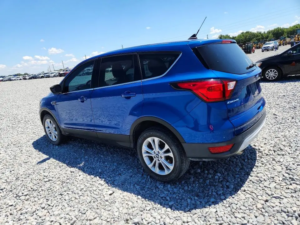 2019 FORD ESCAPE SE  