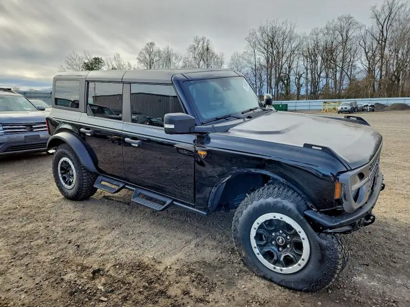 2024 FORD BRONCO BADLANDS  