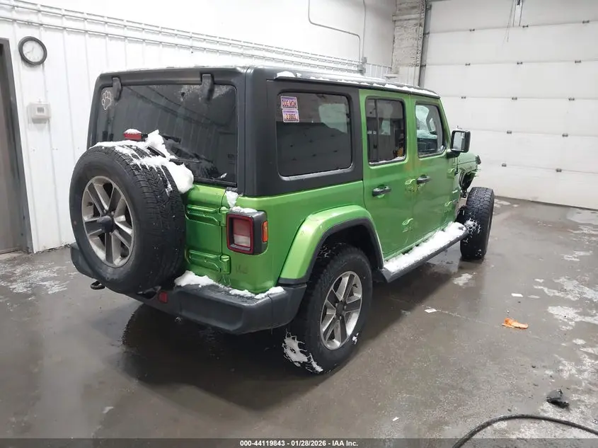 2020 JEEP WRANGLER UNLIMITED SAHARA 4X4
