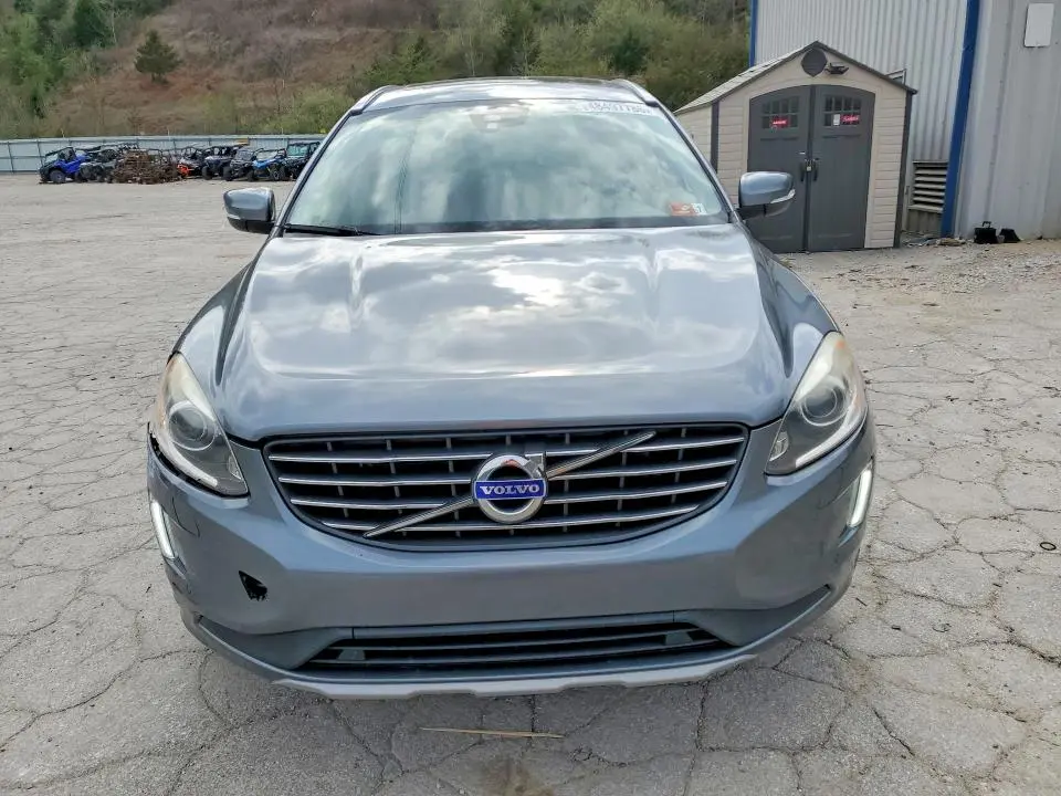 2017 VOLVO XC60 T6 INSCRIPTION  