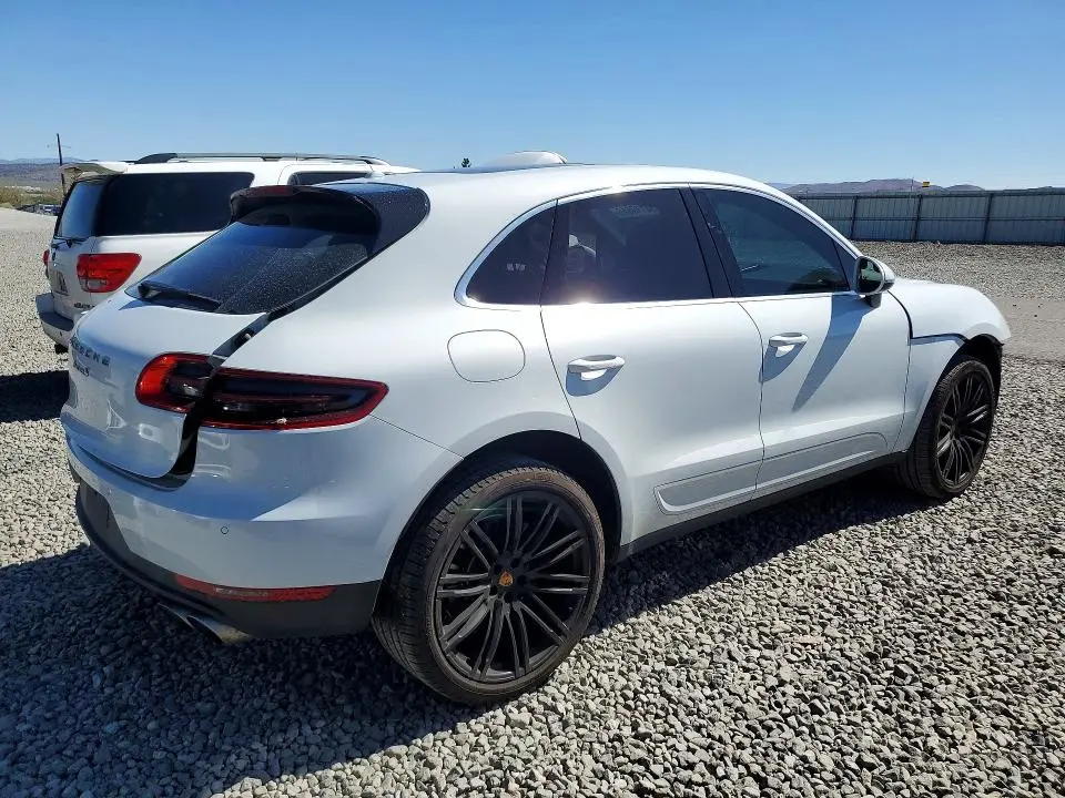 2018 PORSCHE MACAN S  