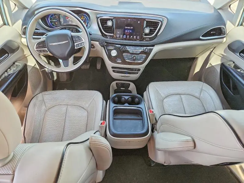 2017 CHRYSLER PACIFICA EHYBRID PLATINUM  