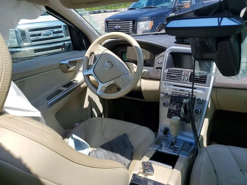 2011 VOLVO XC60 3.2  