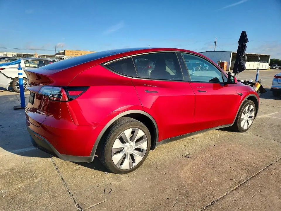 2024 TESLA MODEL Y   