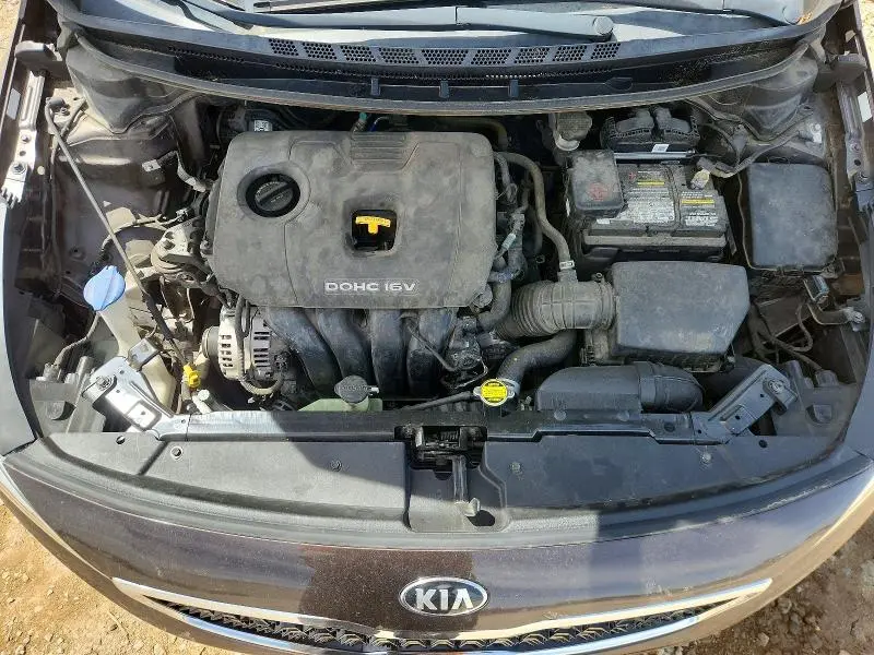 2017 KIA FORTE LX  