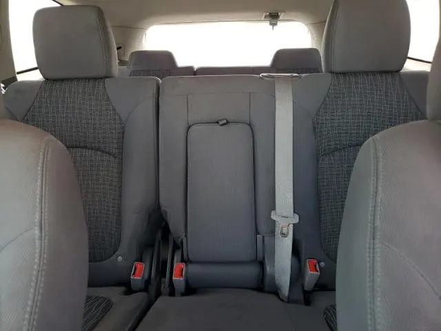 2016 CHEVROLET TRAVERSE LS  