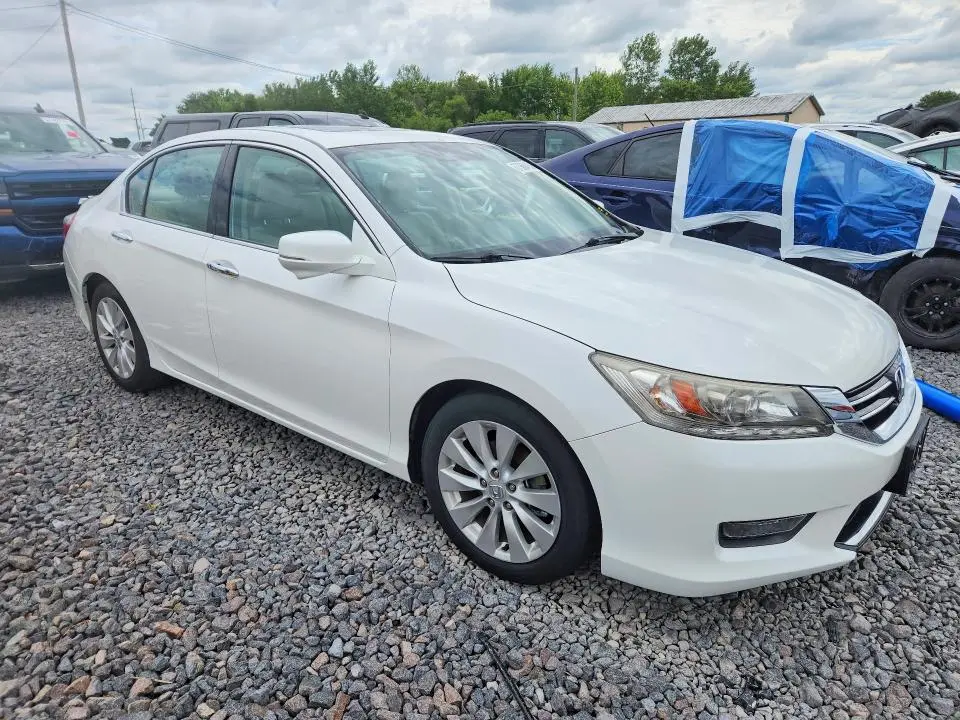 2015 HONDA ACCORD TOURING  