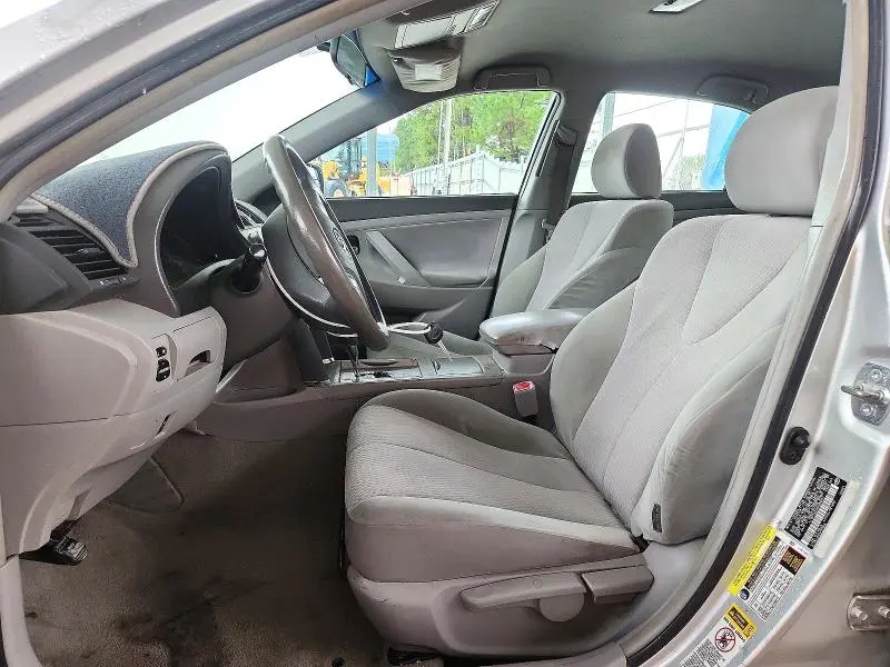 2010 TOYOTA CAMRY BASE  