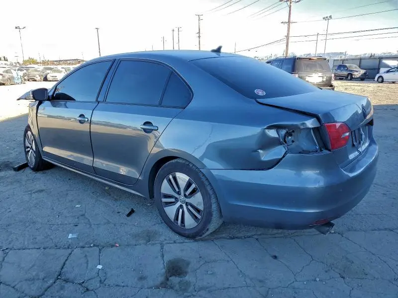 2014 VOLKSWAGEN JETTA SE  