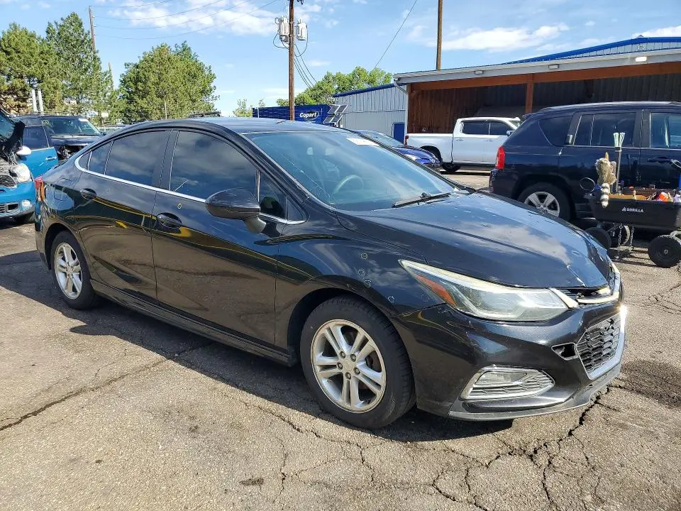 2017 CHEVROLET CRUZE LT  