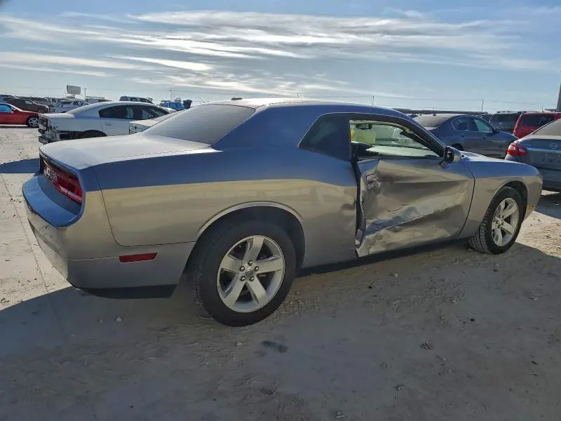 2014 DODGE CHALLENGER SXT  