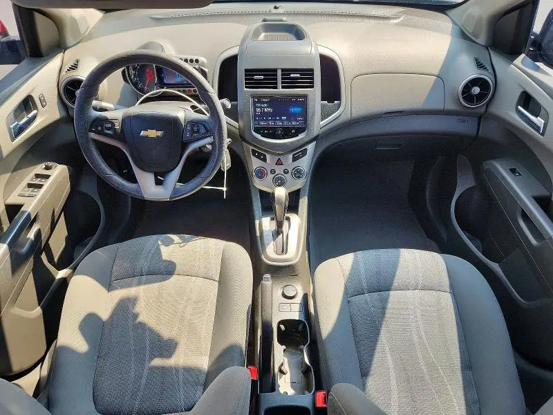 2015 CHEVROLET SONIC LT  
